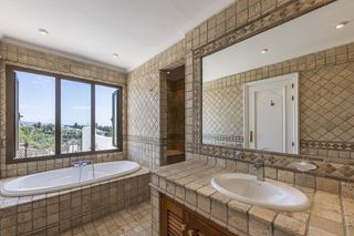 Chalet en alquiler en Lomas de Marbella Club - Puente Romano en Marbella