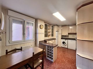 Piso en alquiler en El Llano en Gijón