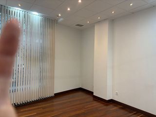 Local comercial en alquiler en Campo San Francisco - Plaza de América en Oviedo