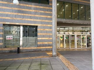 Local comercial en alquiler en Campo San Francisco - Plaza de América en Oviedo