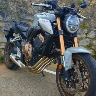 Honda CB650R 2022 -Pearl Smokey Grey- 8200km