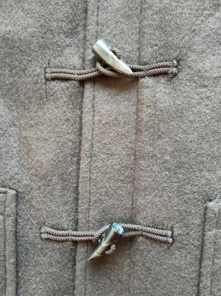 Abrigo Zara Man Alamares