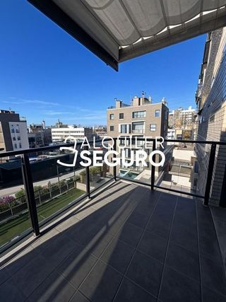 Piso en alquiler en El Barral Ferial en Coslada