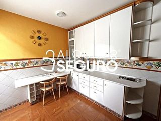 Piso en alquiler en Centro en Antequera