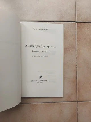 Autobiografías ajenas: Poéticas a posteriori (P...