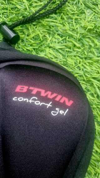 Sillín Btwin Confort Gel Negro