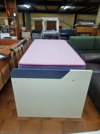 Cama Nido azul y blanco