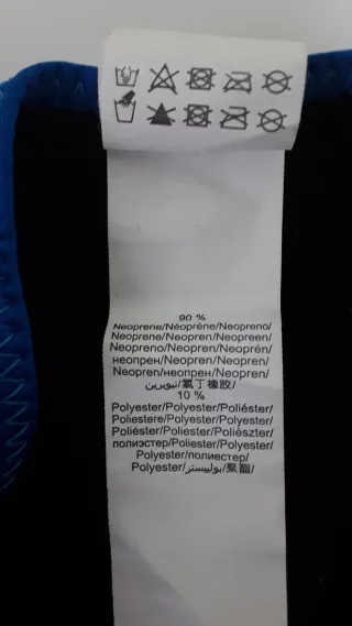 Traje neopreno niño y zapatillas de agua