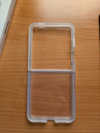 Funda Otterbox Thin Flex Galaxy Z Flip7 NUEVA