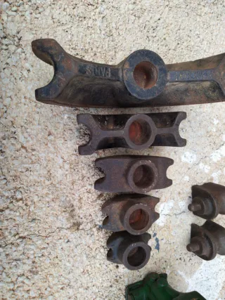 Curvadora de tubos  hidráulica manual