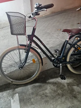 Bicicleta Urbana ELOPS Clásica 28 Azul oscuro