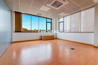 Oficina en alquiler en Coll Favà - Can Magí en Sant Cugat del Vallès