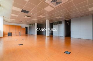 Oficina en alquiler en Coll Favà - Can Magí en Sant Cugat del Vallès