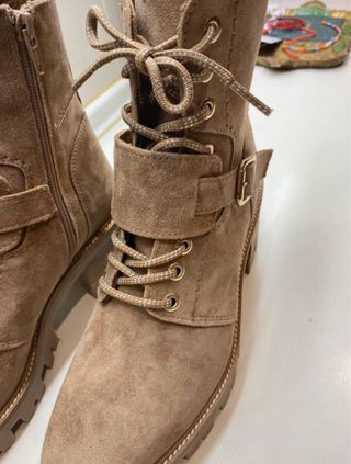 Botines Alpe ante hebilla y cordones