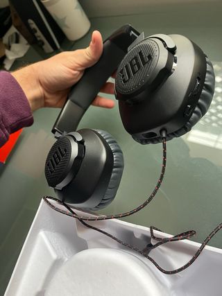 Auriculares JBL Negros con Micrófono