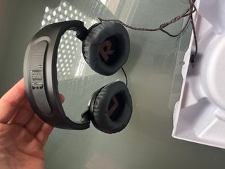 Auriculares JBL Negros con Micrófono
