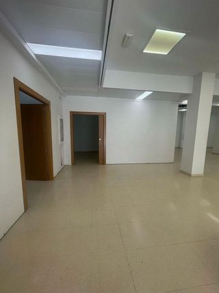 Local comercial en alquiler en El Pla de Sant Josep - L'Asil en Elche