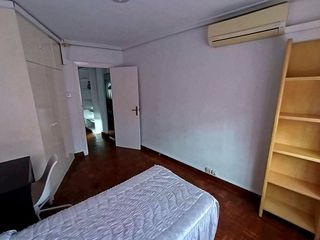 Piso en alquiler en Centro en Murcia