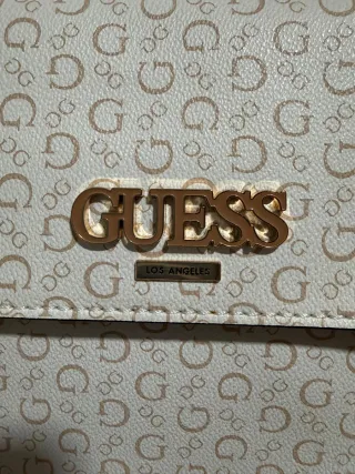 Bolso Guess Beige y Dorado
