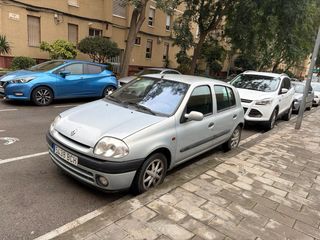 Renault Clio 2001