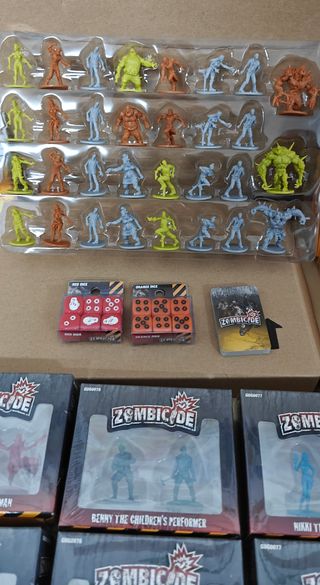 Pack Miniaturas Zombicide Urban SIN USAR