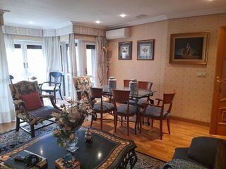 Piso en alquiler en Centro en Elche