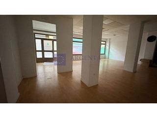 Local comercial en alquiler en Ciudad Monumental en Cáceres
