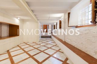 Local comercial en alquiler en El Carme en Valencia