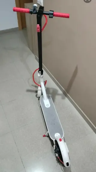 Patinete Xiaomi Mi Electric Scooter 365