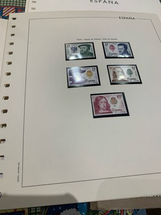 Hojas Edifil 1979 con sellos año Completo España