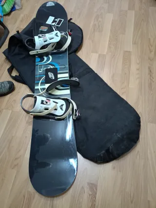 Tabla de Snowboard con Fijaciones 160x26 con funda