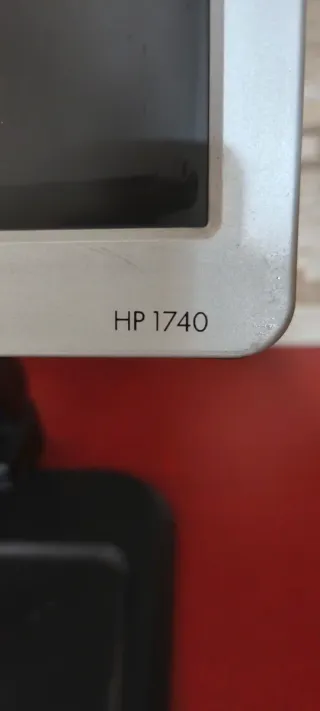 Monitor HP 1740 Argento/Nero