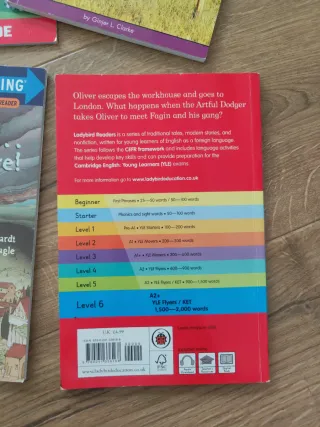 Libros nivel 2, 4 y 6 de Young readers. Minecraft