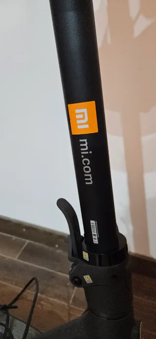 Patinete Eléctrico Xiaomi + Casco