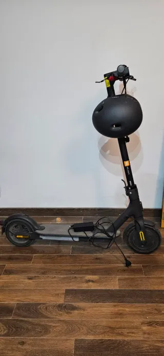 Patinete Eléctrico Xiaomi + Casco