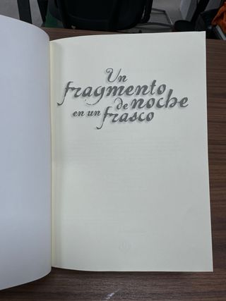 Un fragmento de noche en un frasco