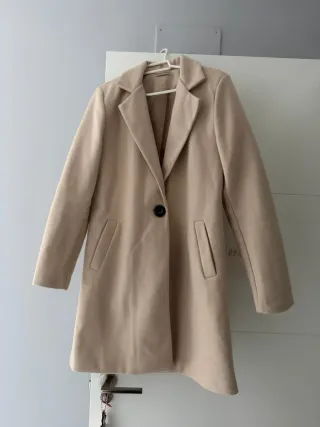 Abrigo beige mujer