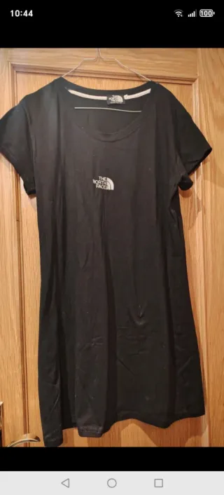 Vestido The North Face manga corta negro