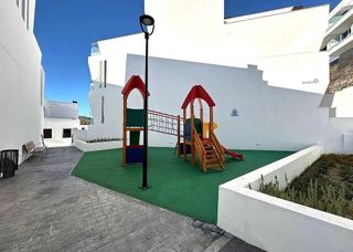 Ático en alquiler en Zona Norte en Estepona