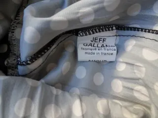 Vestido de fiesta lunares