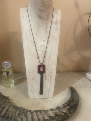 Collar Rectangular burdeos y pendientes