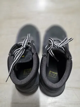 Zapatos de seguridad FAL grises