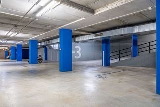 Garaje en alquiler en Pubilla Cases en Hospitalet de Llobregat, L´