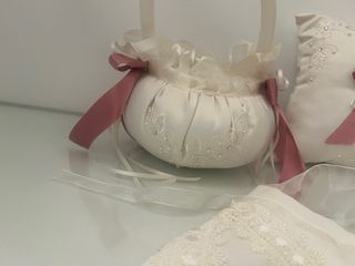 Conjunto cojín, cesta y bolsa arras