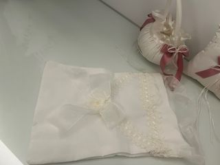 Conjunto cojín, cesta y bolsa arras