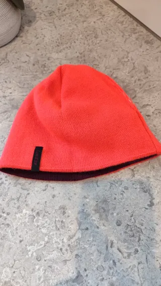 Gorro niña reversible Wedze morado y naranja