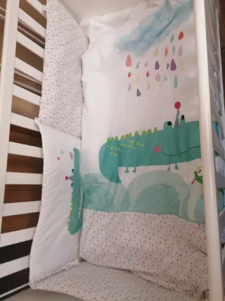 Cuna bebé madera + colchón + Edredón y chichonera