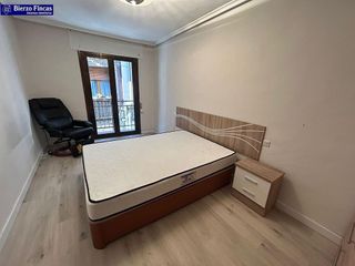 Piso en alquiler en Casco Antiguo en León