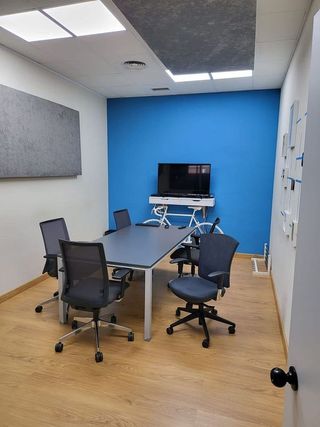 Oficina en alquiler en Palacio de Congresos - Urbadiez - Entrepuentes en Sevilla