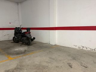 Garaje en venta en San García en Algeciras